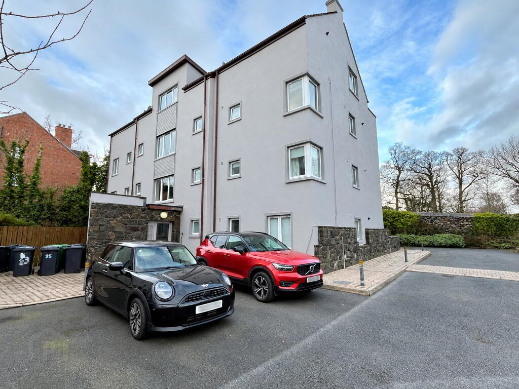 Photo 1 of 21 Village Court, Moira