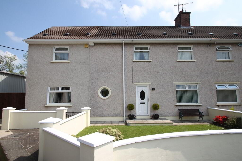 Photo 1 of 7 Chambre Park, Stewartstown