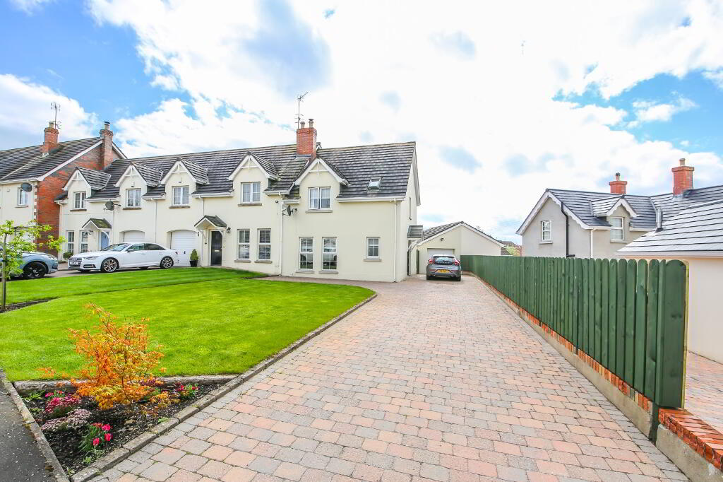 Photo 1 of 10 Milebush Manor, Dromore