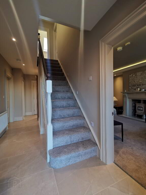 Photo 3 of 16 Oak Country Way, Londonderry