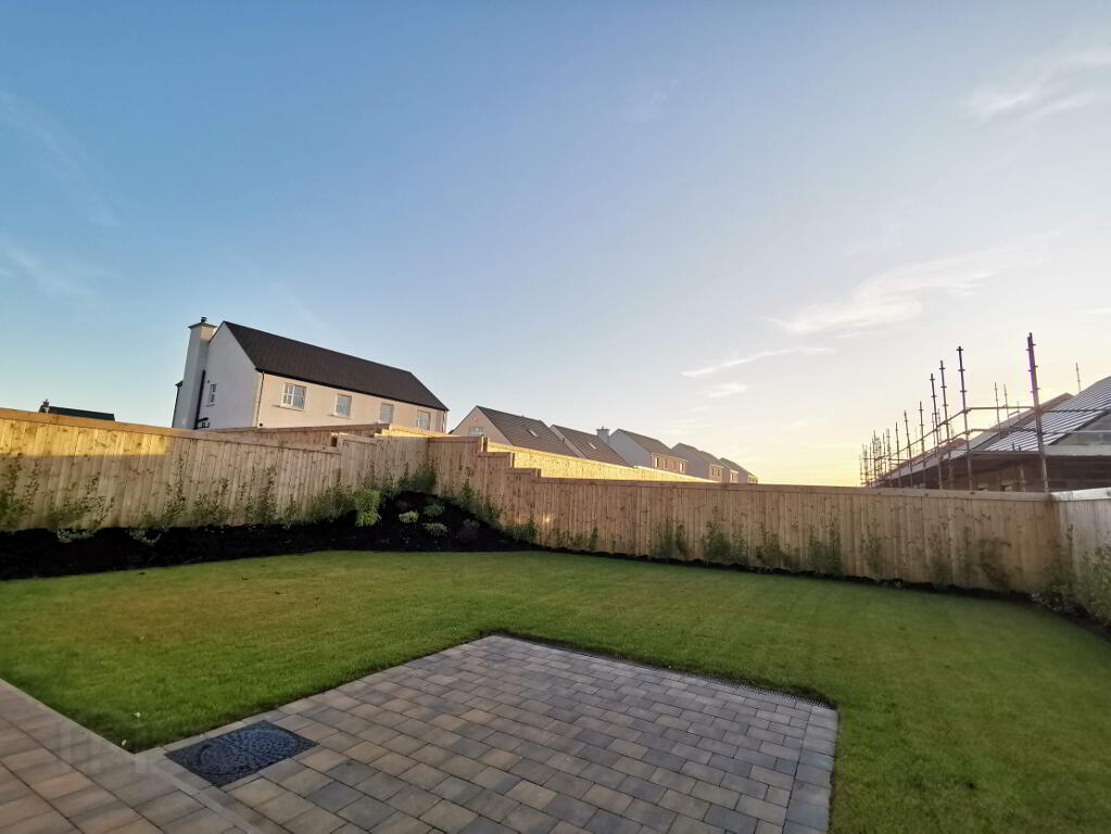 Photo 15 of 16 Oak Country Way, Londonderry