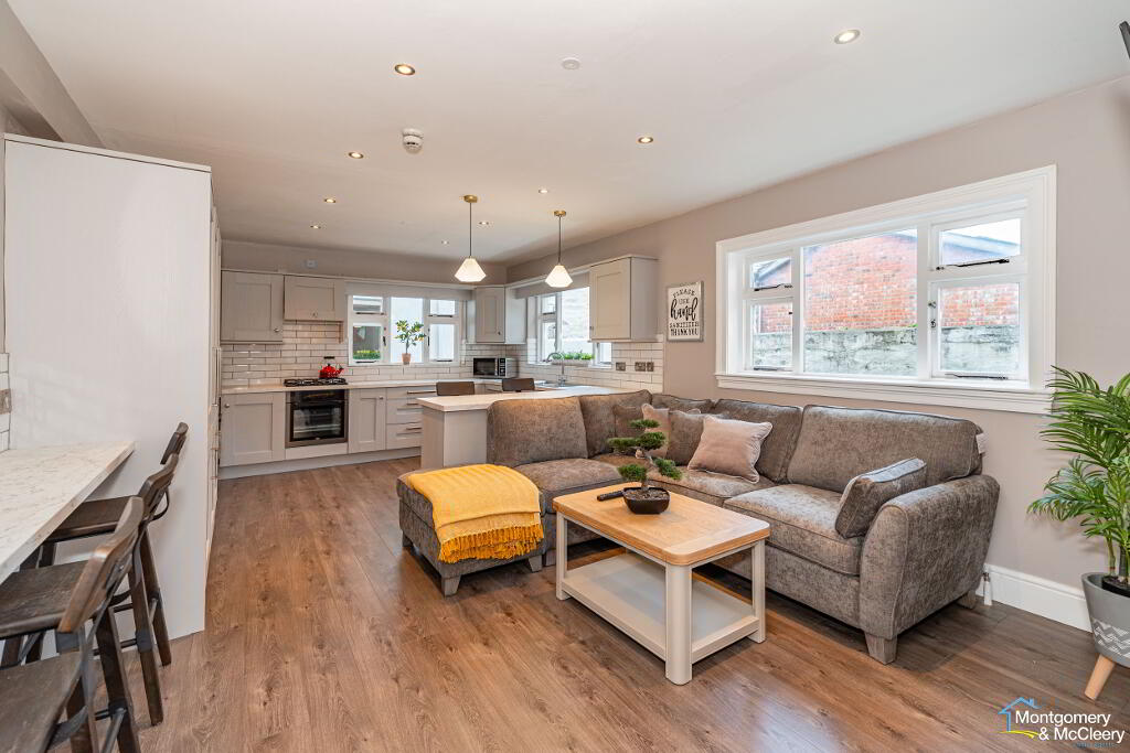 Photo 2 of Clarendon Street, Room 7, Cityside