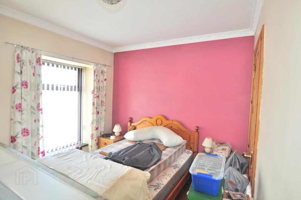 Photo 11 of 61 Newry Street, Rathfriland