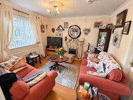 Photo 2 of 8 Bentley Terrace, Waterside, L’derry