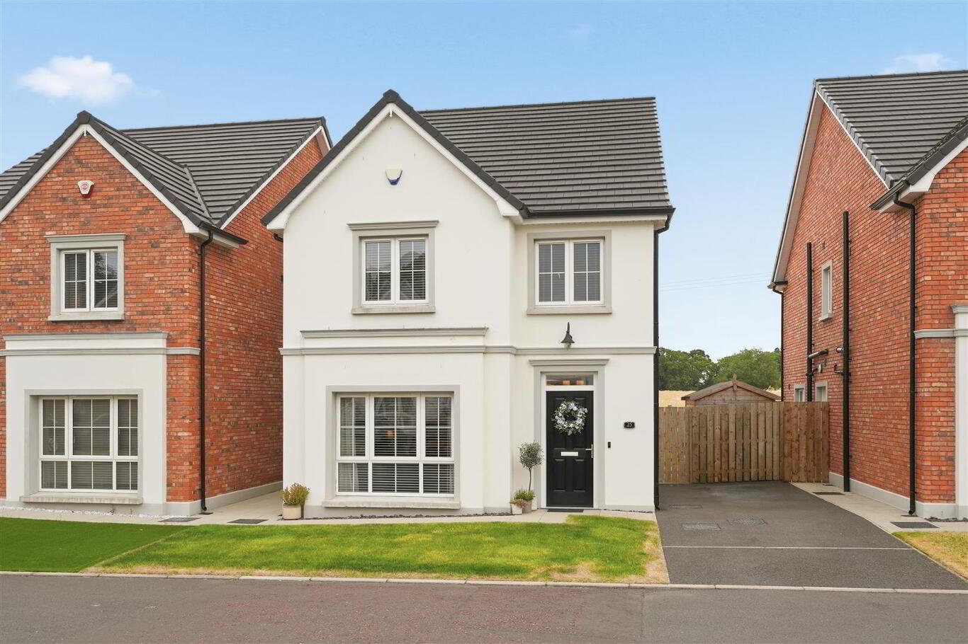 25 Old School House Mews, Ballinderry Lower, Lisburn, BT28 2XQ