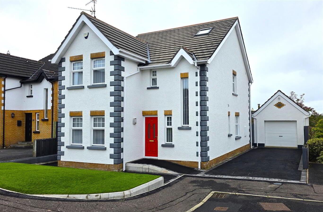 19 Edgewood Court Antrim, BT41 4PG