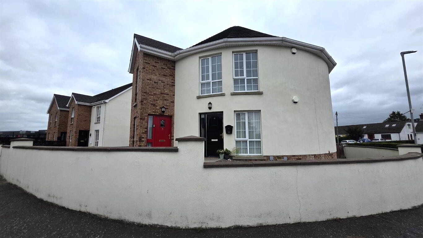 5 Springfarm Court Antrim, BT41 4LF