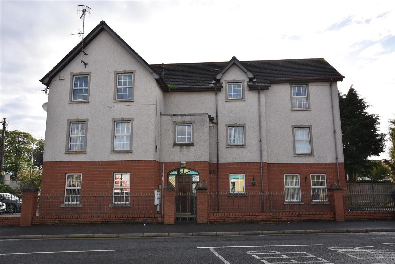 Apt. C, 43 Station Road Antrim, BT41 4AB