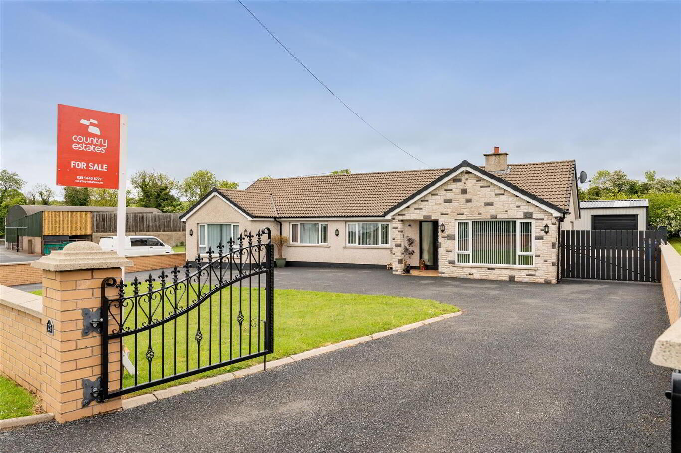 27 Thornhill Road Antrim, BT41 2LH
