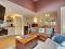 Kitchen/lounge