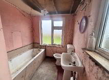 Photo 8 of Crown, Lissycasey