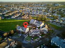 Photo 27 of 10 Butterstream Manor, Trim