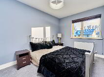 Photo 14 of 10 Butterstream Manor, Trim