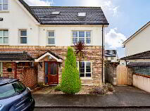 Photo 2 of 10 Butterstream Manor, Trim