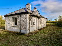 Photo 1 of Boardsmill, Trim