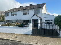 Photo 2 of 71 Highfield Grove, Clonmel