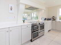 Photo 20 of 28 Hillcrest Manor, Newport