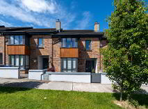 Photo 35 of 10 Arcadin, Arcadia, Athlone