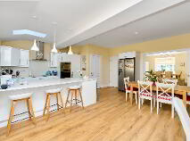 Photo 6 of 12 Knightsbrook Crescent, Trim