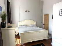 Photo 17 of Lilly O`briens Public House & Apartments, Castle Street, Roscrea