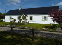 Photo 4 of Lakeside Cottage, Cavetown Lake, Croghan, Roscommon