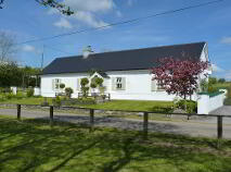 Photo 10 of Lakeside Cottage, Cavetown Lake, Croghan, Roscommon