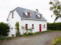 Photo 3 of Roisín Dubh, 4 Thatched Cottages, Knockananna
