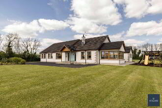 Photo 1 of 75 Gosford Road, Markethill