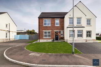 Photo 1 of 14 Parsons Gate, Portadown
