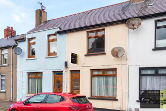 Photo 1 of 42a Church Street, Bangor