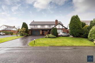 Photo 1 of 11 Tudor Lodge, Waringstown