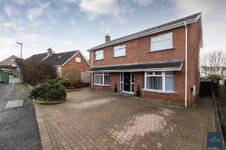 Photo 1 of 23 Portland Manor, Lurgan