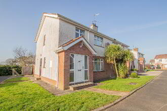 Photo 1 of 28 Shandon Park, Castledawson, Magherafelt