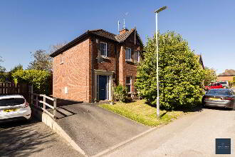 Photo 1 of 48 Bluestone Hall, Craigavon