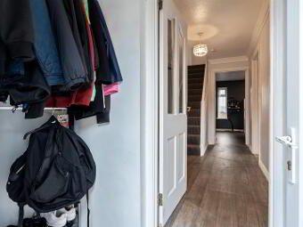 27 Colinbrook Drive, Poleglass, Belfast, BT17 0PG photo 3
