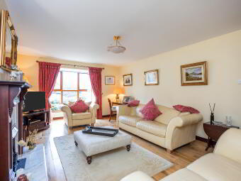 18 Langley Hall, Newtownabbey, BT37 0FB photo 3