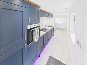 28 Windsor Road, Belfast, BT9 7FQ photo 4
