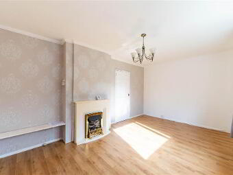 22 Hillmount Gardens, Finaghy, Belfast, BT10 0ES photo 4