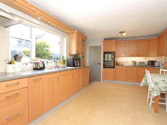 294a Comber Road, Dundonald, Belfast, BT16 1UR photo 3