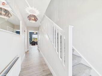 7 The Rocks, Portrush, BT56 8SZ photo 2