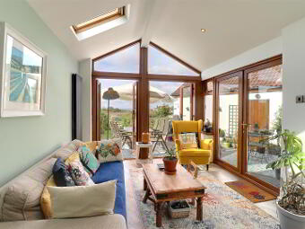 37 Cooks Brae, Kircubbin, Newtownards, BT22 2SQ photo 2