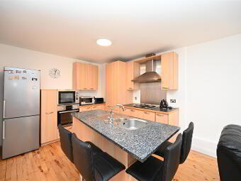 E7 Apartment Central Park, 33 Alfred Street, Belfast, BT2 8ED photo 2