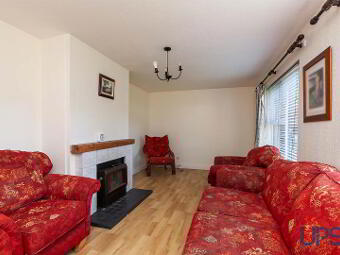 33 Colinbrook Drive, Belfast, BT17 0PG photo 4