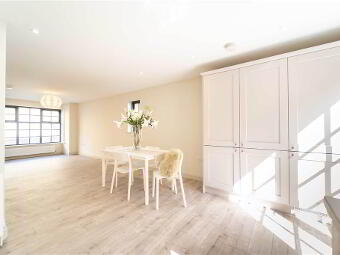 70 Groomsport Road, Bangor, BT20 5NE photo 3
