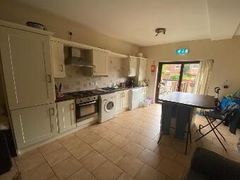 46 Lisburn Avenue, Belfast, BT9 7FX photo 2