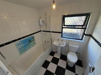 28 O'Neill Avenue, Newry, BT34 2DU photo 4