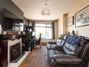2 Burnview Terrace, Banbridge, BT32 4DJ photo 2