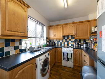2 Burnview Terrace, Banbridge, BT32 4DJ photo 3