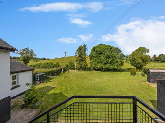 71 Lough Road, Lisburn, BT27 6TS photo 4