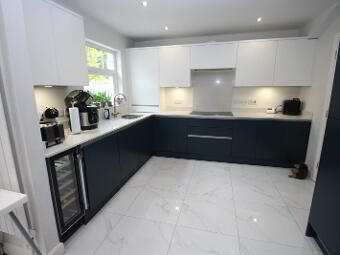 42 Woodlawn Avenue, Carrickfergus, BT38 8PP photo 2